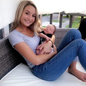 Meet your Posher, Alyssa